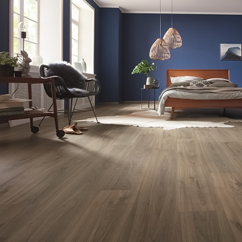 battiscopa-in-spc-per-laminato-serie-lite-wood-colore-grigio-chiaro